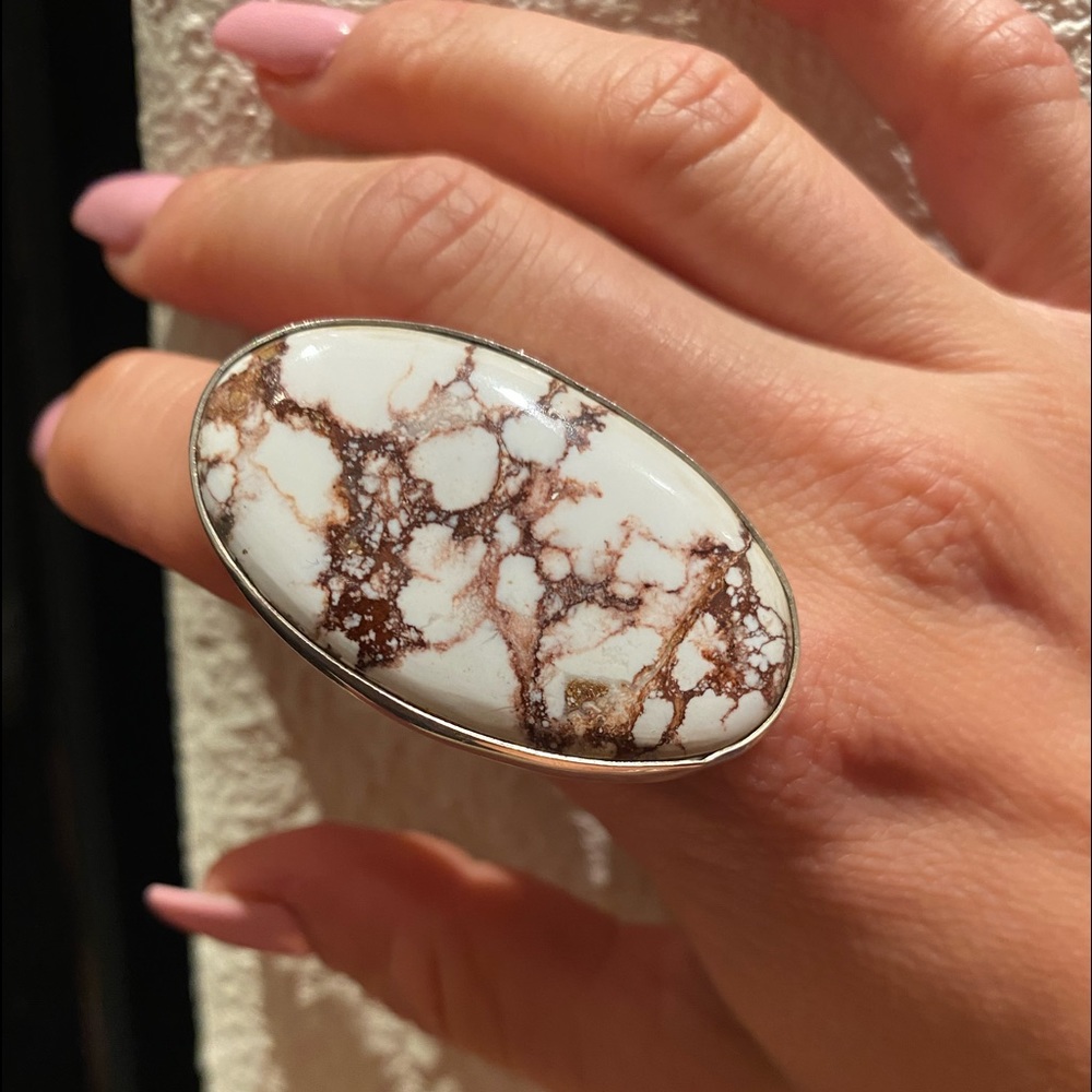 Navajo Sterling Silver Wild Horse Oval Ring Sz 6.5